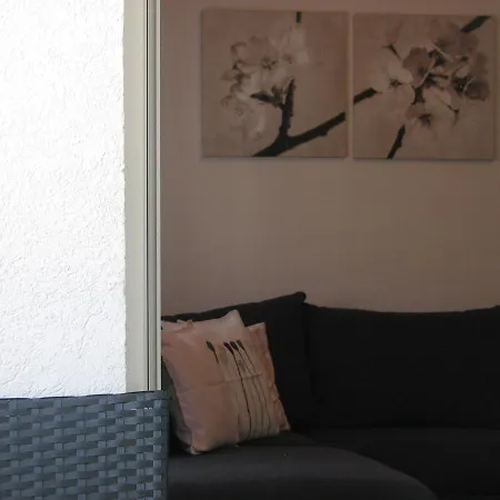 B&s Lux Budua