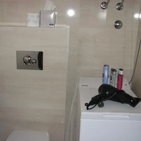 B&s Lux Budua