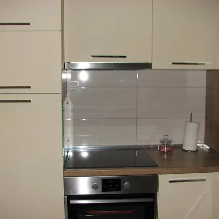 B&s Lux Appartamento Budua